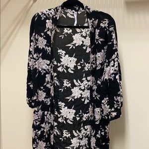 Black flower kimono